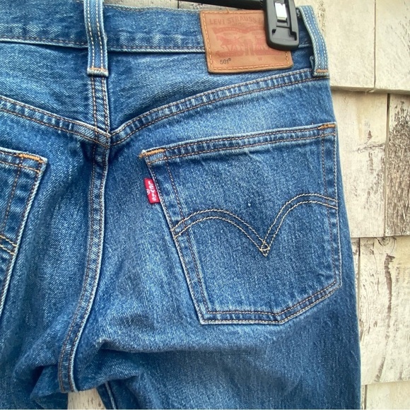 Levi’s 501 Distressed Button Fly Raw Hem Jeans - Picture 3 of 8